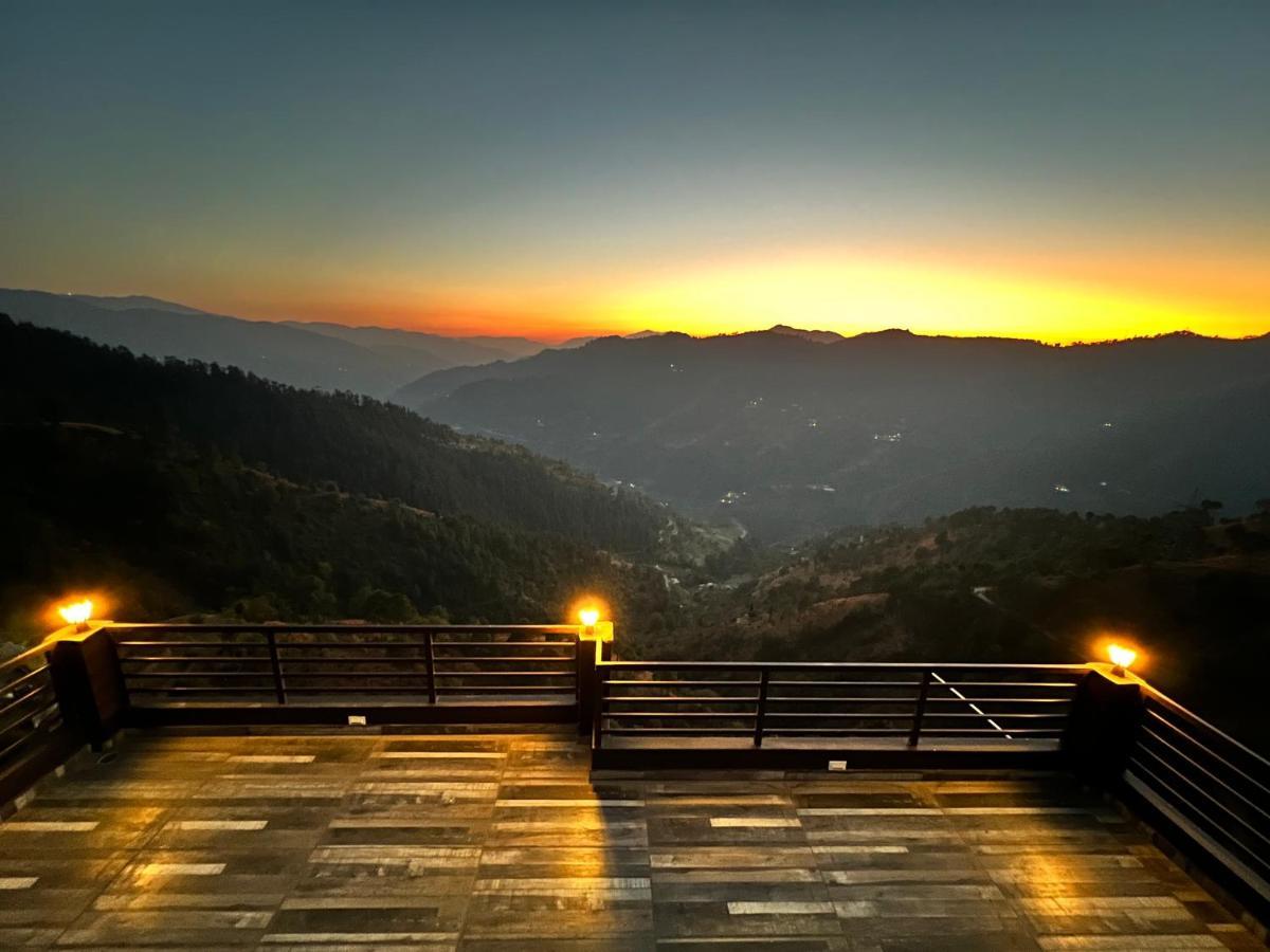 Bed and Breakfast The Getaway Shimla Zewnętrze zdjęcie